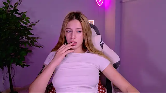 AmeliaCarterr Chat XXX in diretta