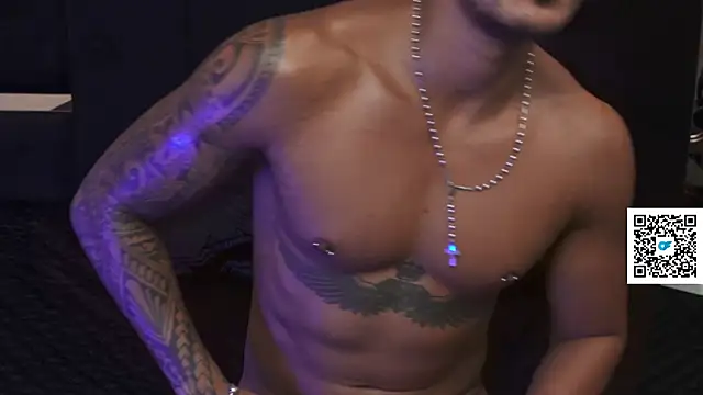 aaron_bolt XXX чат на живо