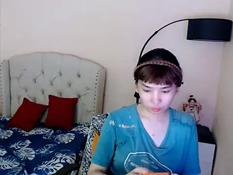 ShantalFoxxy_ Obrolan Langsung XXX
