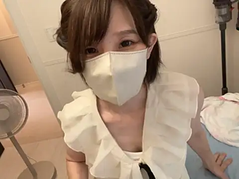 kurage_kura_'s Live XXX Chat