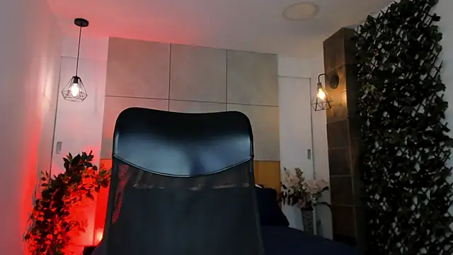 B_Wild 라이브 XXX 채팅