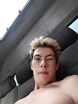 XXX chat uživo modela ShifterXLisa