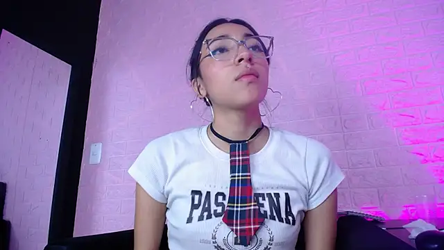 Violett1126's Live XXX Chat