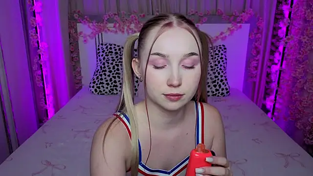 LilyStarlight live XXX chat