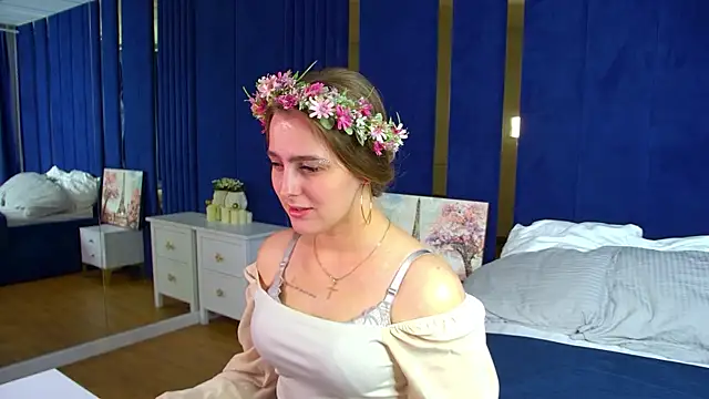 EllaBells' Live XXX Chat