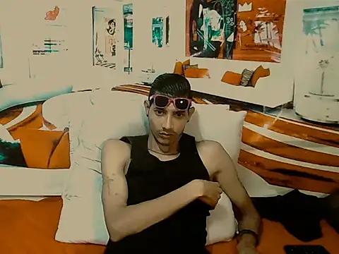 IndianSavageMale XXX чат на живо