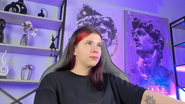 XXX chat uživo modela AliceSunday