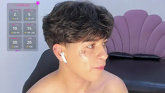 แชท XXX สดของ alan_twink12