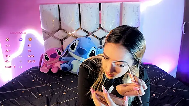 Amanda_klaire 即時 XXX 聊天