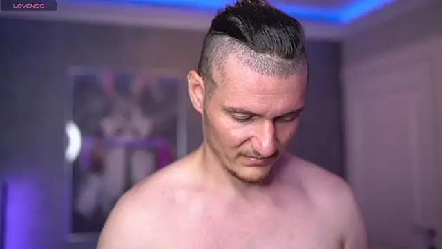 Živý XXX chat Alex_Wilde