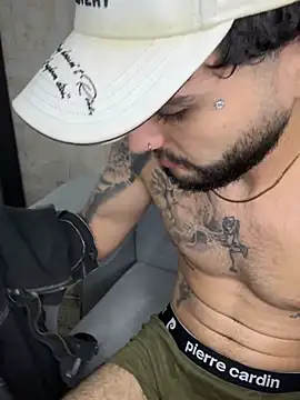 Chat +18 de pablo_veelez ao vivo