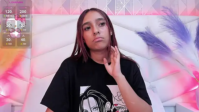 دردشة Bella__Peach الجنسية المباشرة