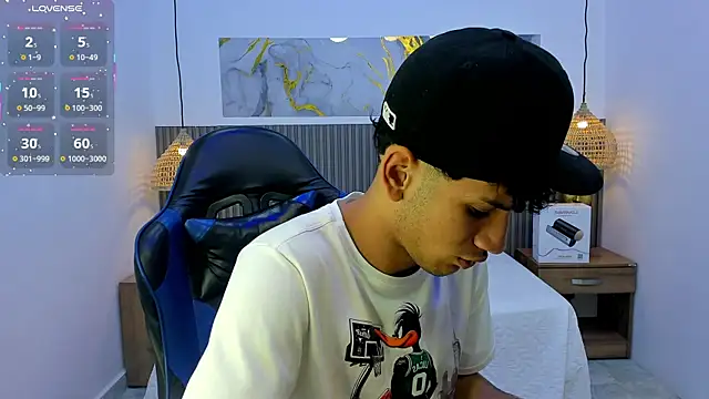 แชท XXX สดของ JDWhite18