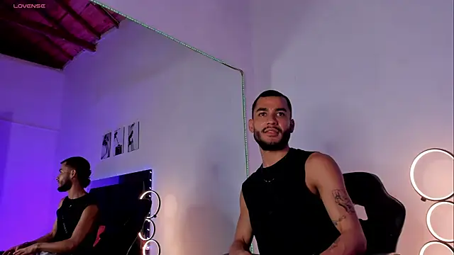MaxPower003's Live XXX Chat