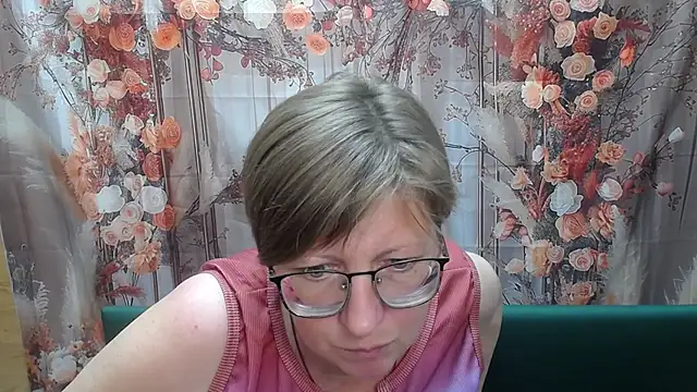 RadaChudna 라이브 XXX 채팅