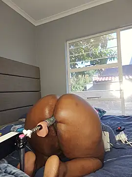 Kinkyphatass' Live XXX Chat