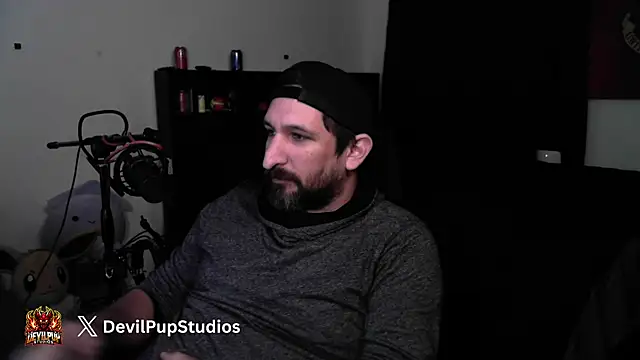 DevilPup75_ Chat XXX in diretta