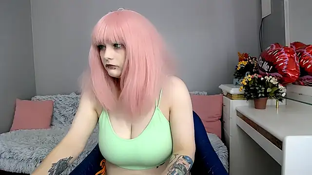 Estheri's Live XXX Chat