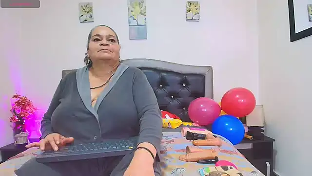 QueenMatturex – Live XXX-chat