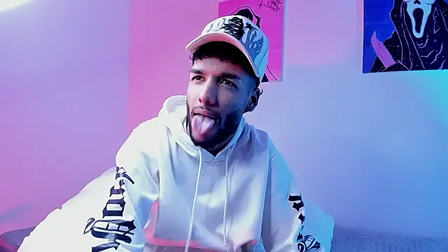 Thiagoferreti élő XXX-chatje