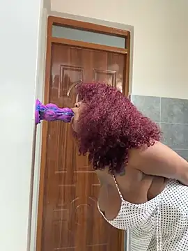Chat +18 de Rose_berry ao vivo