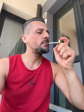 InsaneMatttn Live XXX chat