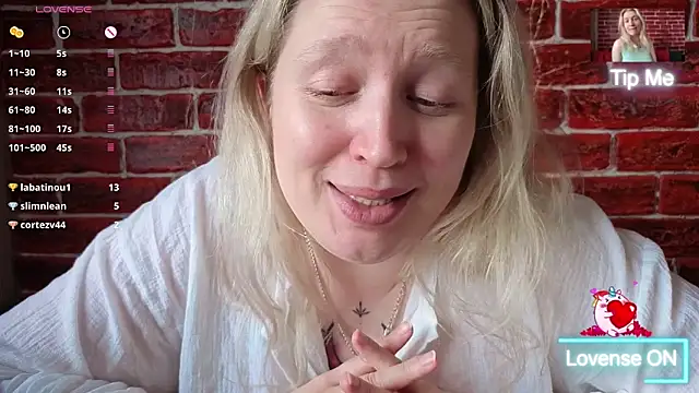 CitrusBlissss Live XXX-Chat