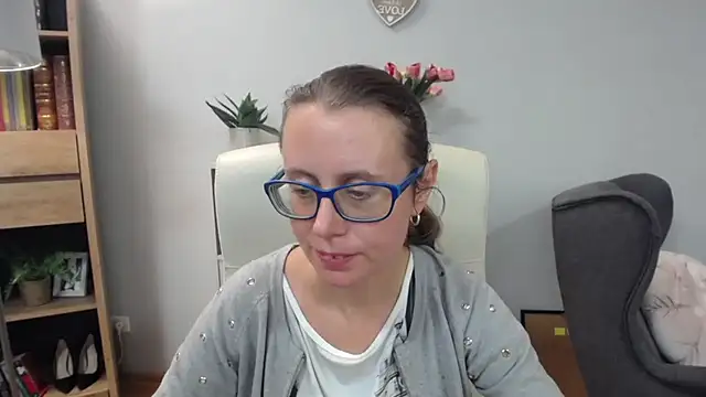 sweetxLizzy Adlı Modelin Canlı XXX Sohbeti