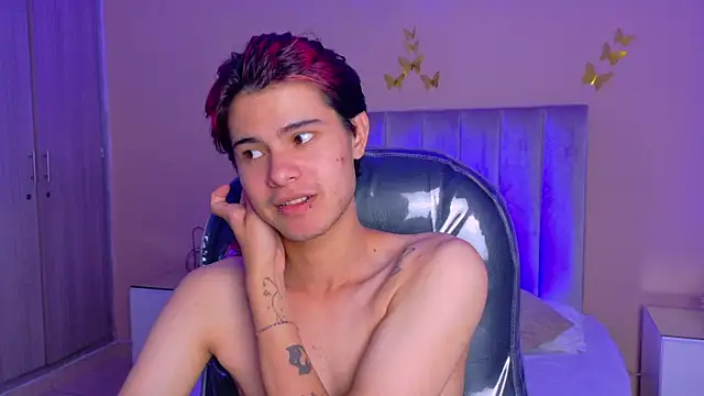 Chat XXX en directo de Derek_Sinn