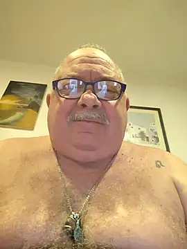 XXX chat uživo modela bylytom24