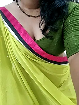 XXX chat uživo modela Ramya_369
