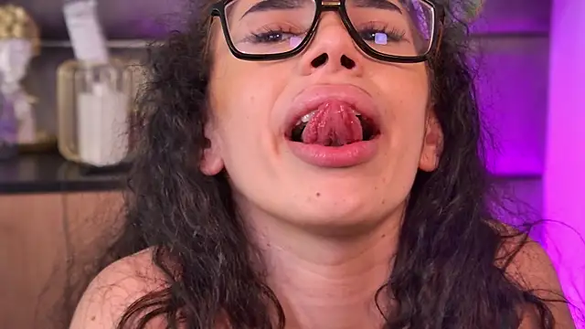 LucianaDelSol's Live XXX Chat