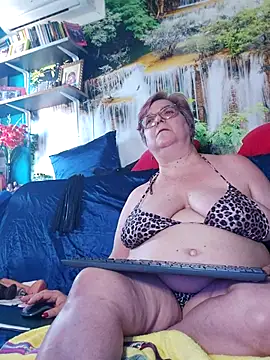 Chat +18 de QueenPammy1 ao vivo