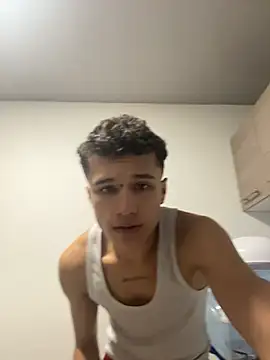 Chat XXX en directo de Dominik_Souza