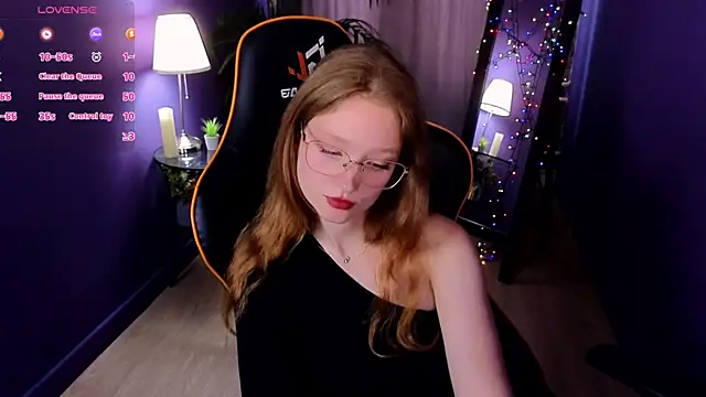 Chatroom XXX en direct de Your_lilith_