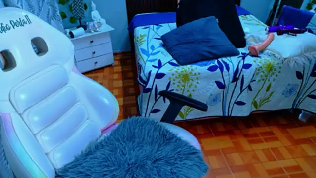 kataleya03 Adlı Modelin Canlı XXX Sohbeti
