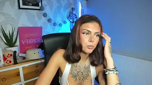 Nova_SIN's Live XXX Chat