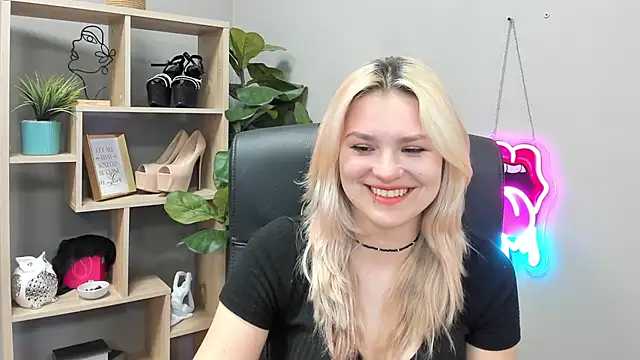 Chat XXX en directo de SweetLilyxo