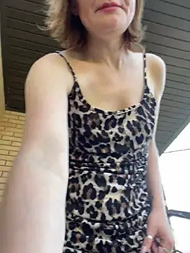 Czat XXX na żywo – GoldenGoddess-