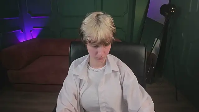 Senpai_Sins live XXX chat