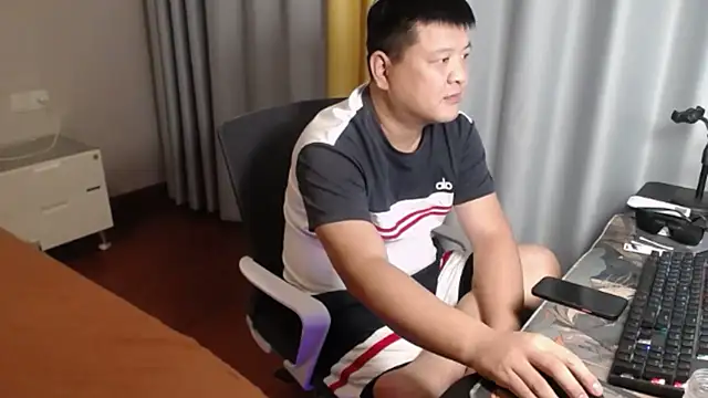 zhang1118 Obrolan Langsung XXX