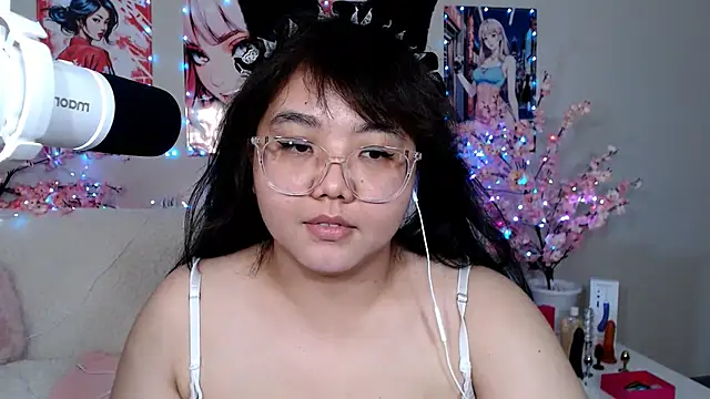 Chat +18 de Moertomlly ao vivo