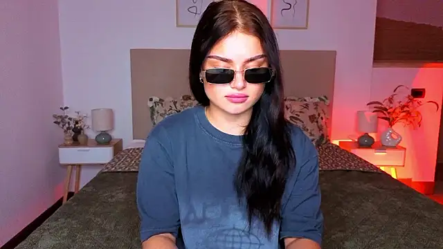 Онлайн чат XXX Silena_sky