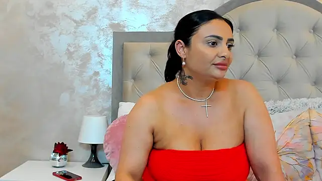 Chatroom XXX en direct de Bianca_Vale