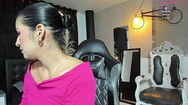 Vicky_Angeel Live XXX-Chat