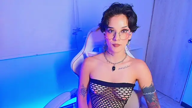 Giaa_Moretii – Live XXX-chat
