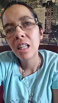 Chat +18 de rposhta1991 ao vivo
