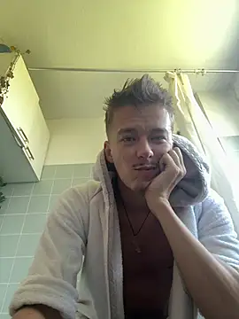 Toyjungee Live XXX-Chat