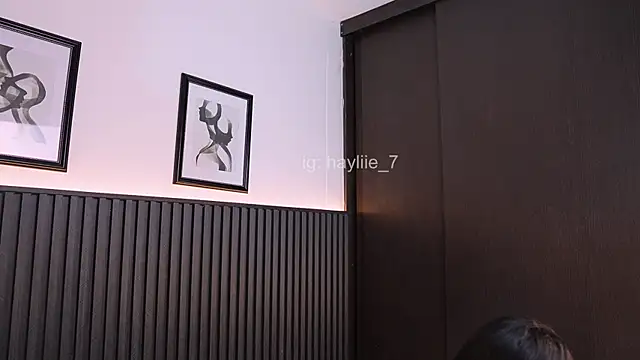 Chat +18 de haylie_ ao vivo