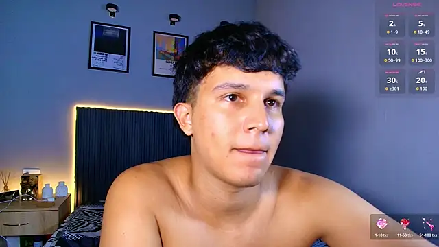 Leo_Savage_ Live XXX-Chat